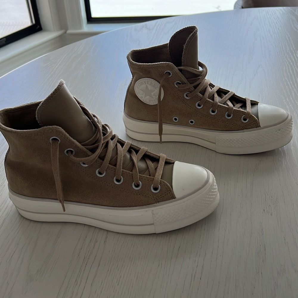 Suede/Leather Platform Converse - image 2